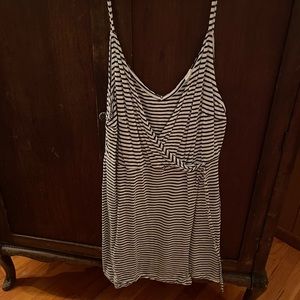 Tie on the side stripped dress